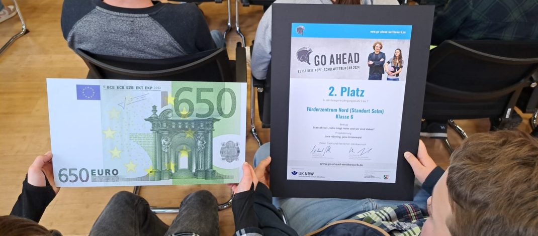 Die Klasse 7 gewinnt den zweiten Platz beim Go Ahead Wettbewerb